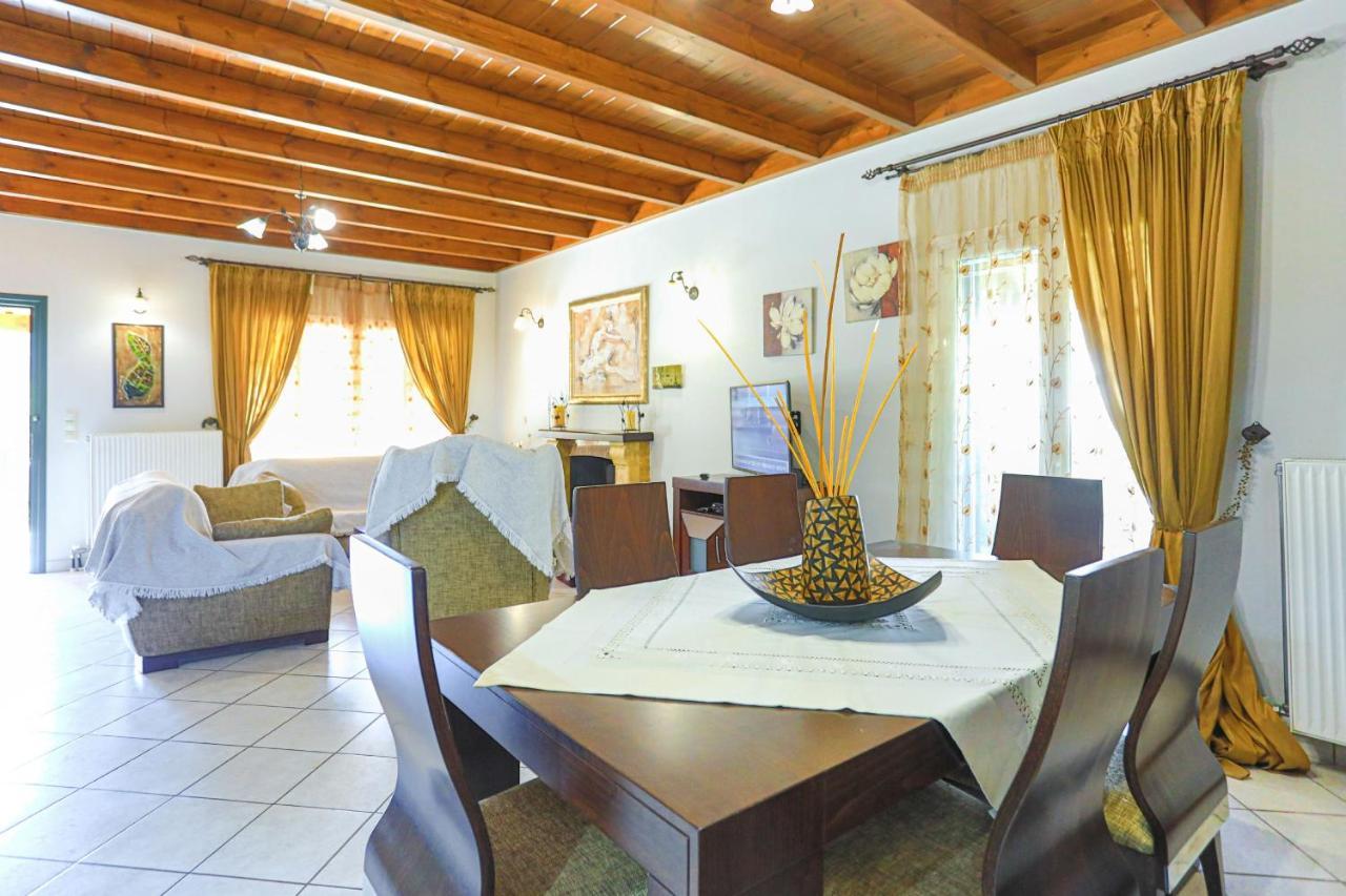 Villa Chrisdina Nymfai ภายนอก รูปภาพ