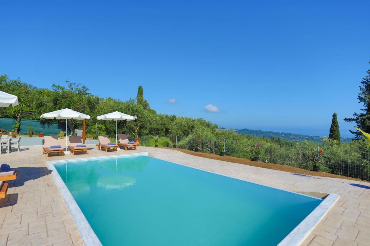 Villa Chrisdina Nymfai ภายนอก รูปภาพ